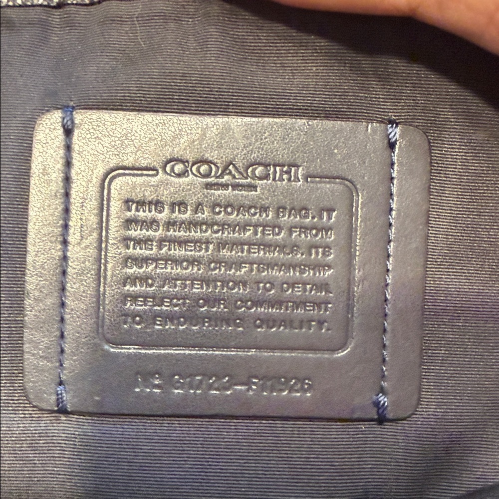Coach Town Tote in Navy. EUC. - Picture 4 of 4